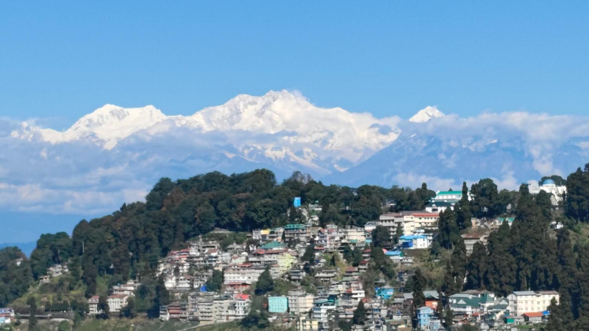 Pathi Bunkers Hostel Darjeeling  Buitenkant foto