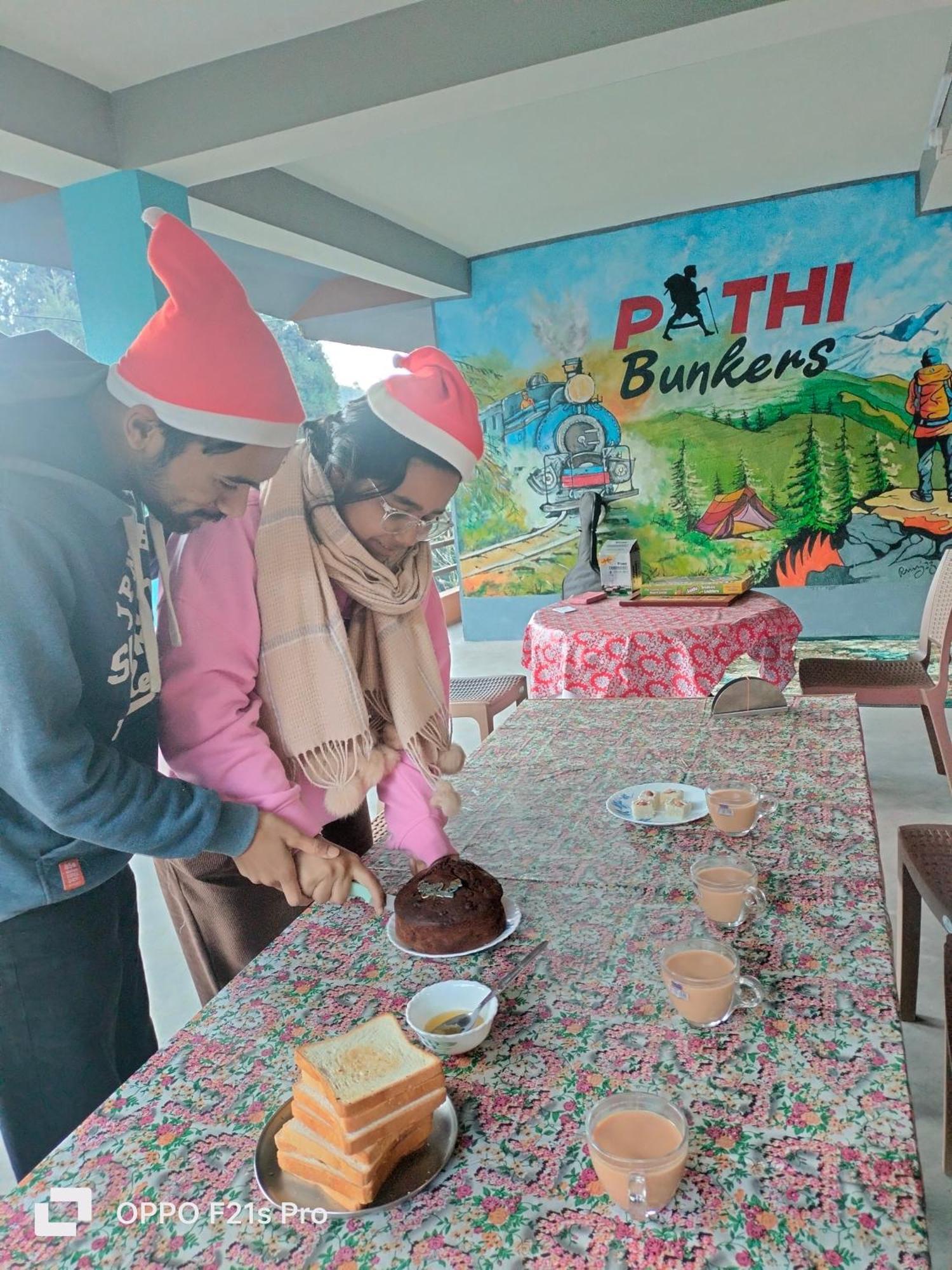 Pathi Bunkers Hostel Darjeeling  Buitenkant foto